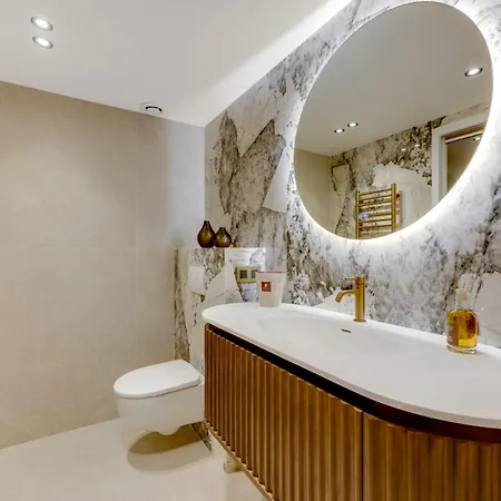 Ultra Luxury And Garden! *